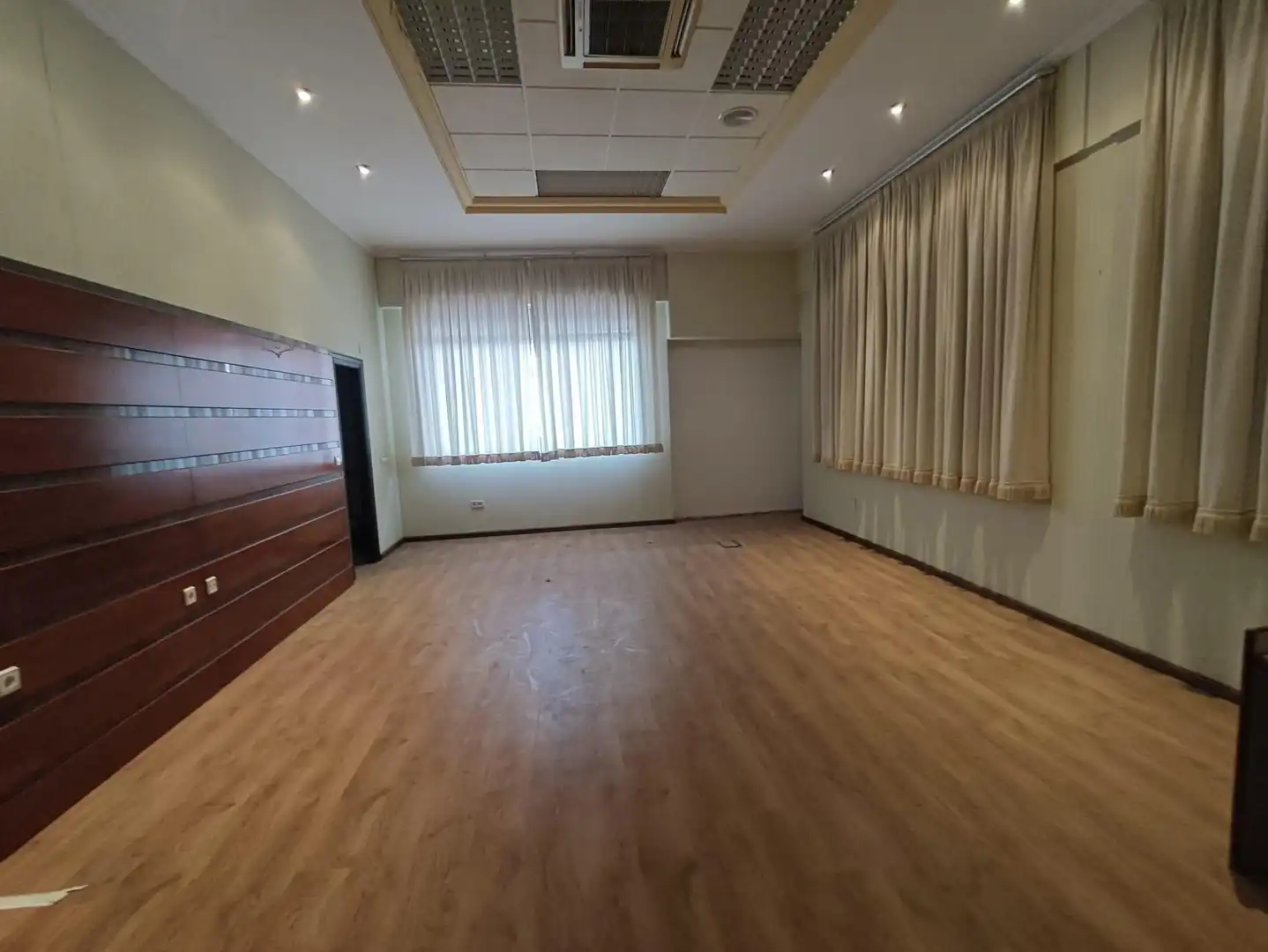 Oficina en venta en Petrer con Aire acondicionado