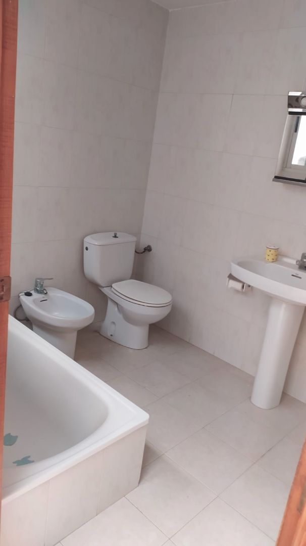 Bany de Casa o xalet en venda en Bugarra