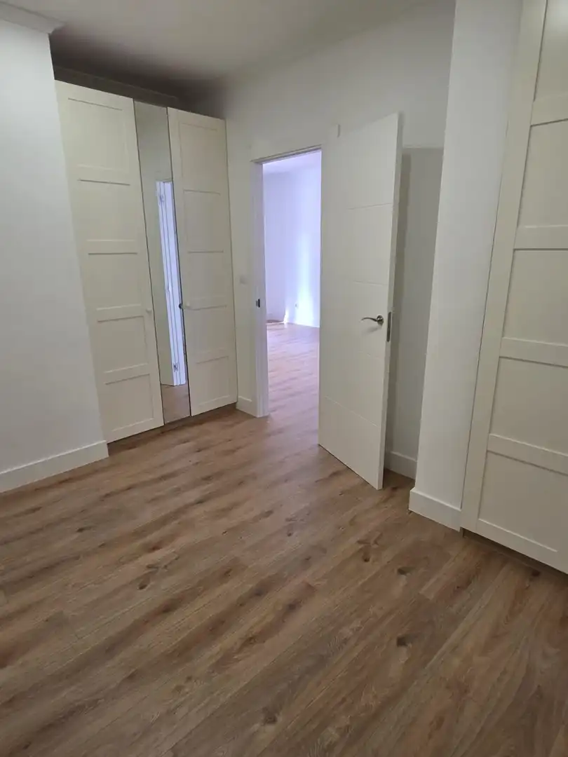 Piso en venta en Bilbao  con Balcón