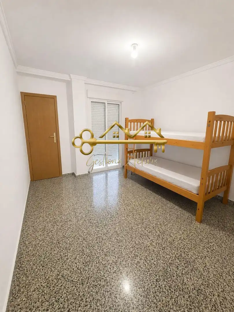 Habitación de Piso en venta en Vallada con Balcón