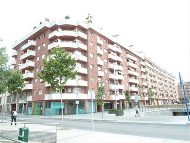Local comercial en Venta en Rambla de Josep Tarradellas, 9 en Remei - La Guixa