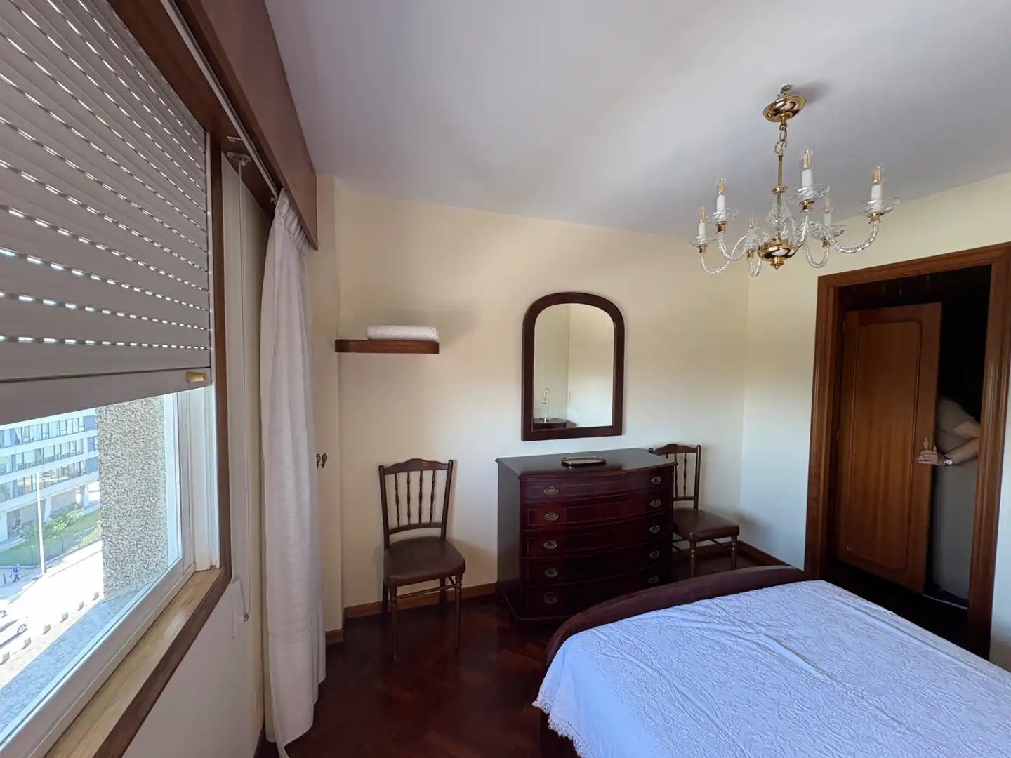 Schlafzimmer von Wohnung zur Miete in A Coruña Capital  mit Möbliert, Ofen und Waschmaschine