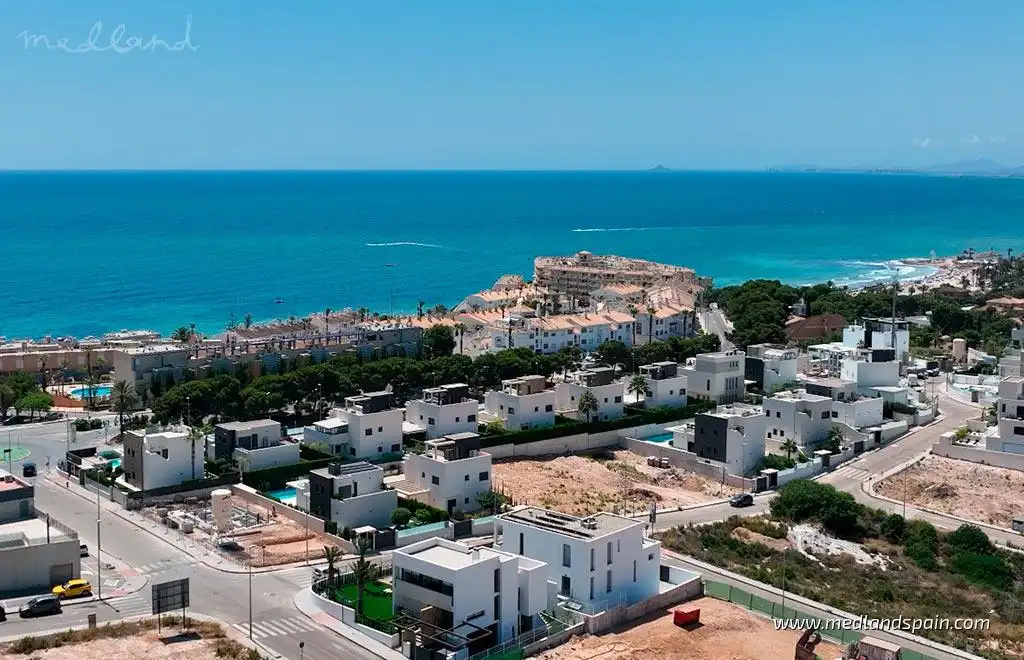 Xalet amb piscina en venda a Orihuela Costa, imagen 2