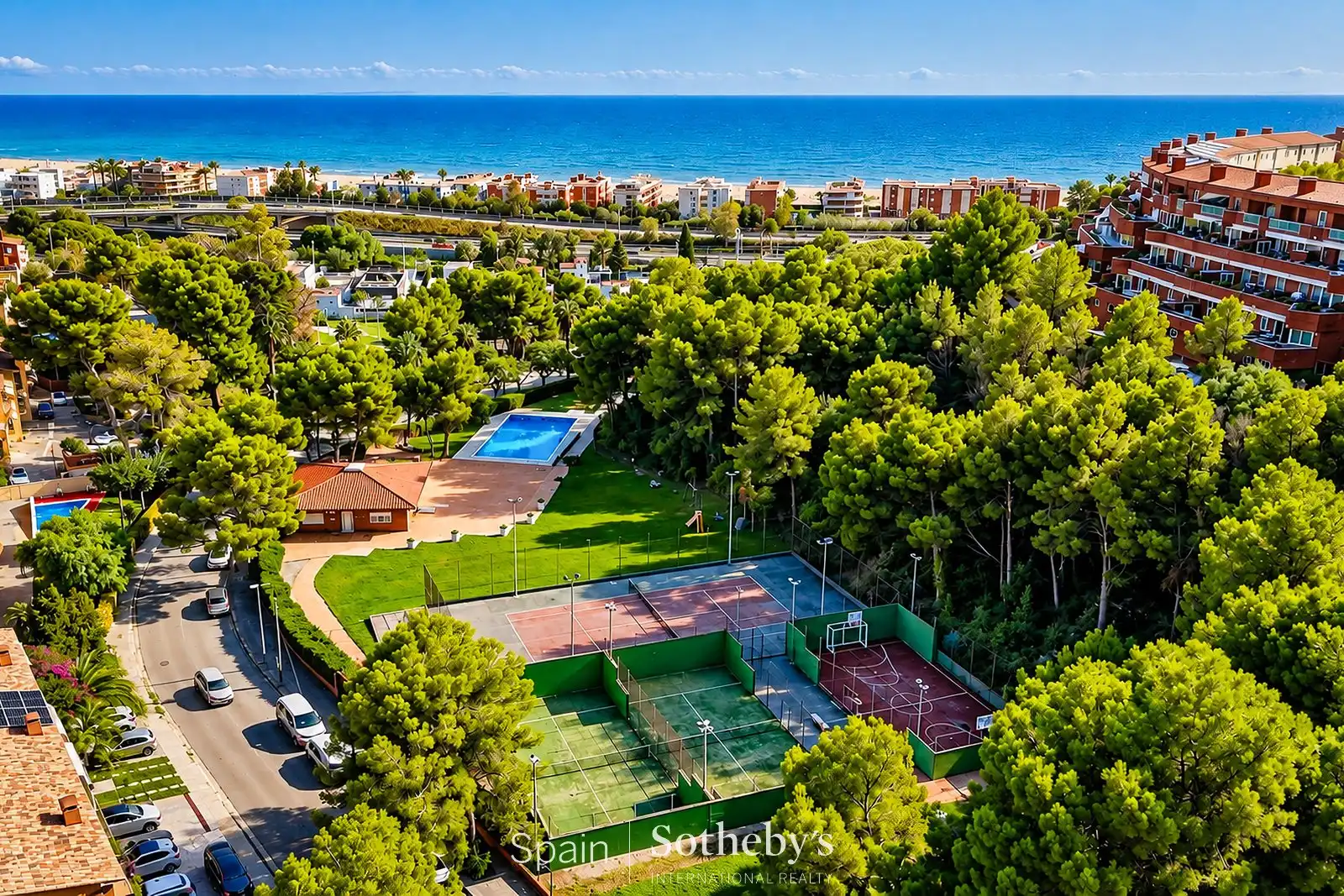 Dúplex con piscina en venta en Les Botigues de Sitges, imagen 36