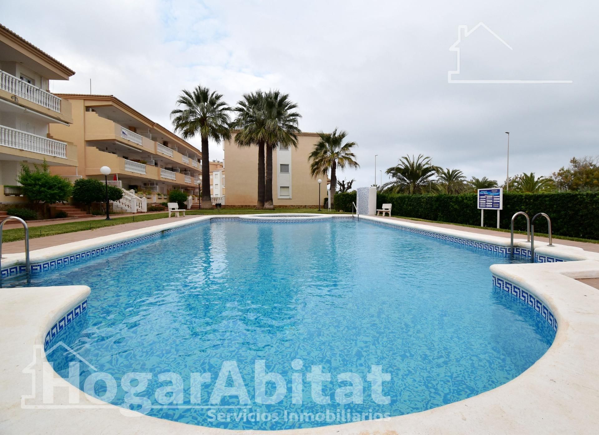 Piscina de Pis en venda en Piles amb Aire condicionat, Jardí privat i Terrassa