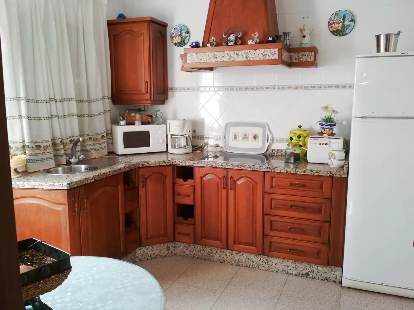 Cocina de Casa o chalet de alquiler en Sanlúcar de Barrameda con Aire acondicionado, Calefacción y Jardín privado