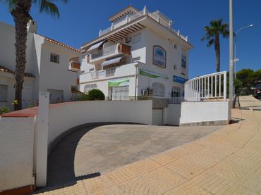 Individuel à vendre à Calle Vicente Blasco Ibañez 1
