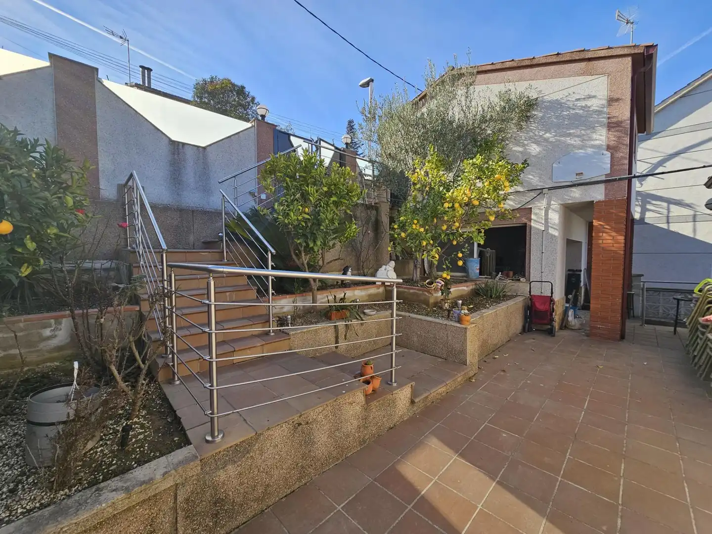 Jardín de Casa o chalet en venta en Rubí con Aire acondicionado, Calefacción y Jardín privado
