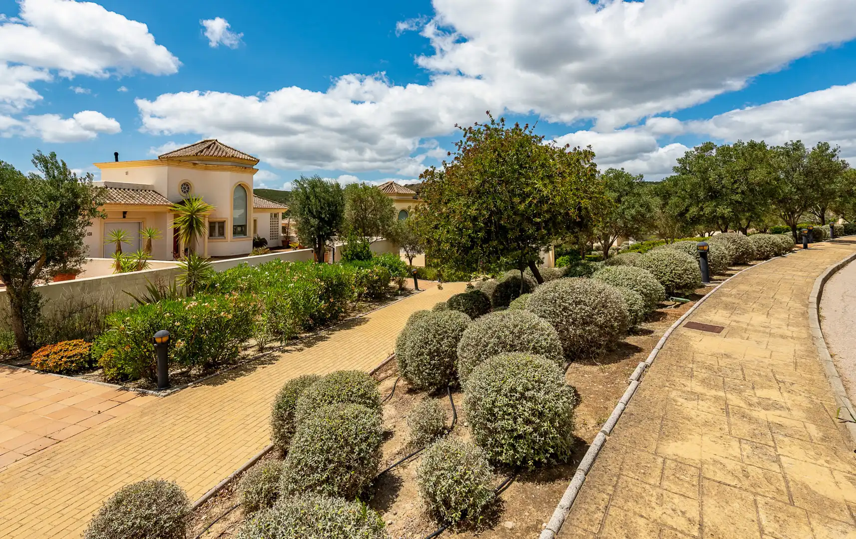 Garten von Erdgeschoss zum Verkauf in Sotogrande mit Klimaanlage, Privatgarten und Terrasse