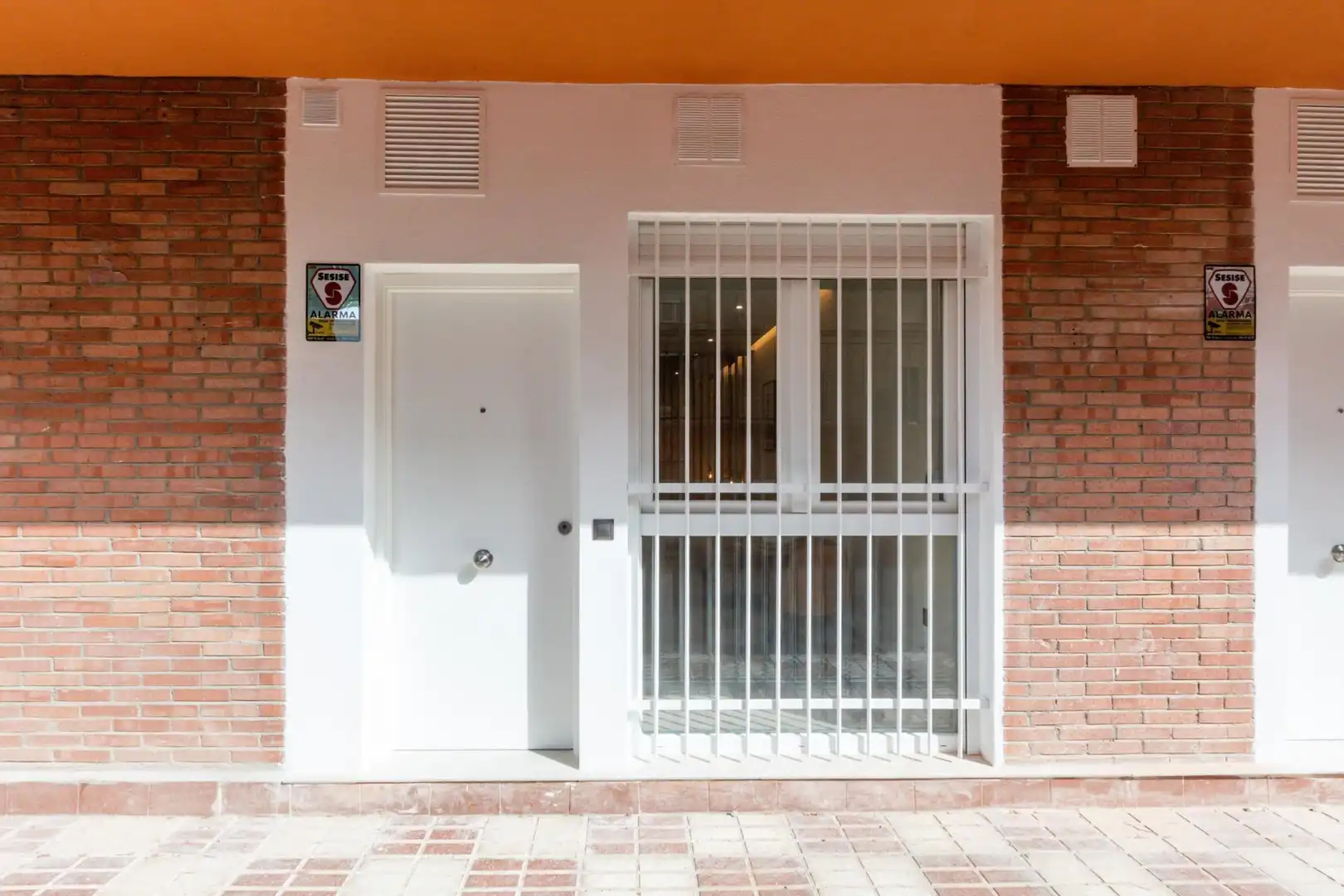 Study for sale in Granada  with Air Conditioner, Heating and Furnished
