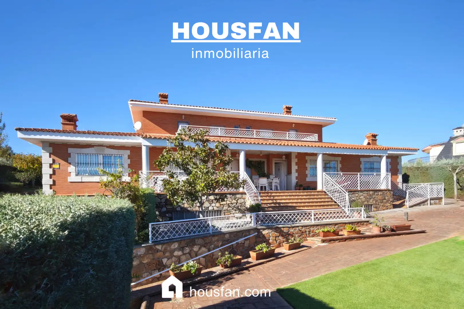 Exterior view of Houses for sale in Cáceres  with Air Conditioner, Heating and Private garden