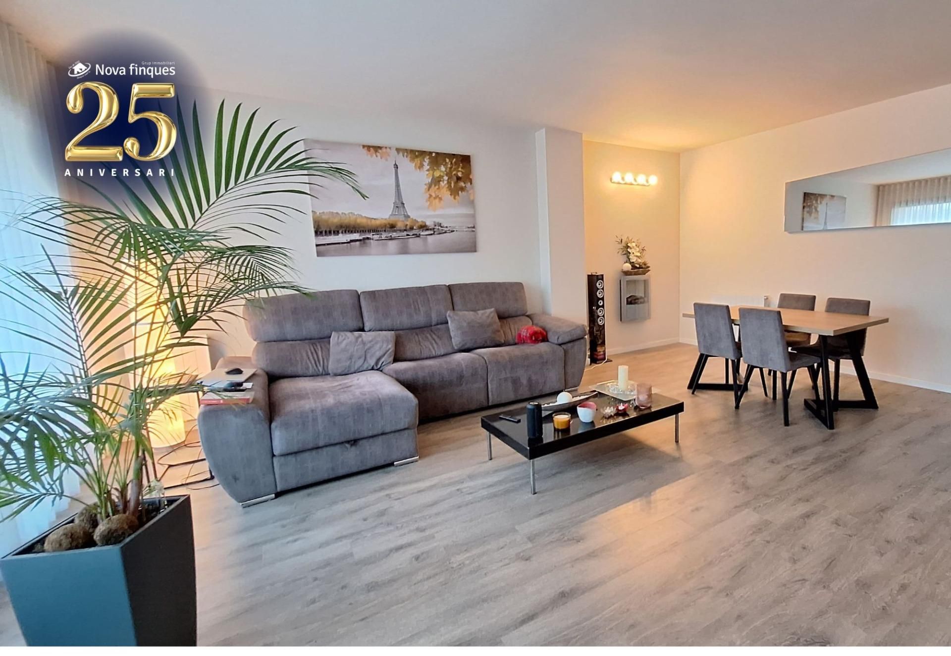 Living room of Flat for sale in Sabadell  with Air Conditioner, Heating and Private garden