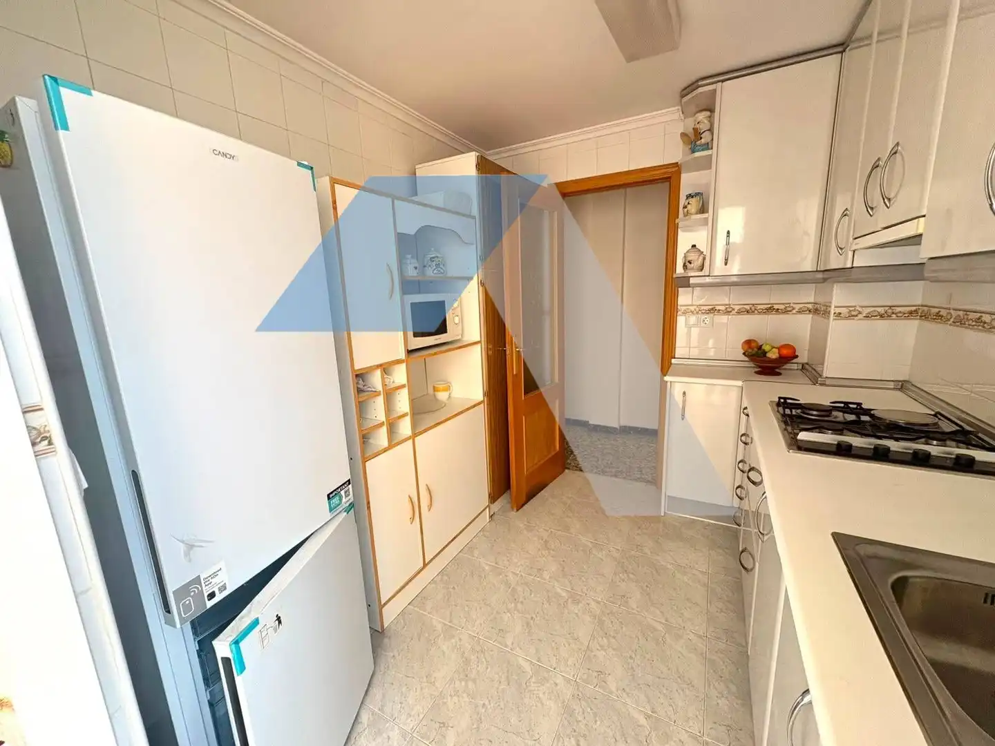 Küche von Wohnung zum Verkauf in Sant Joan d'Alacant mit Balkon