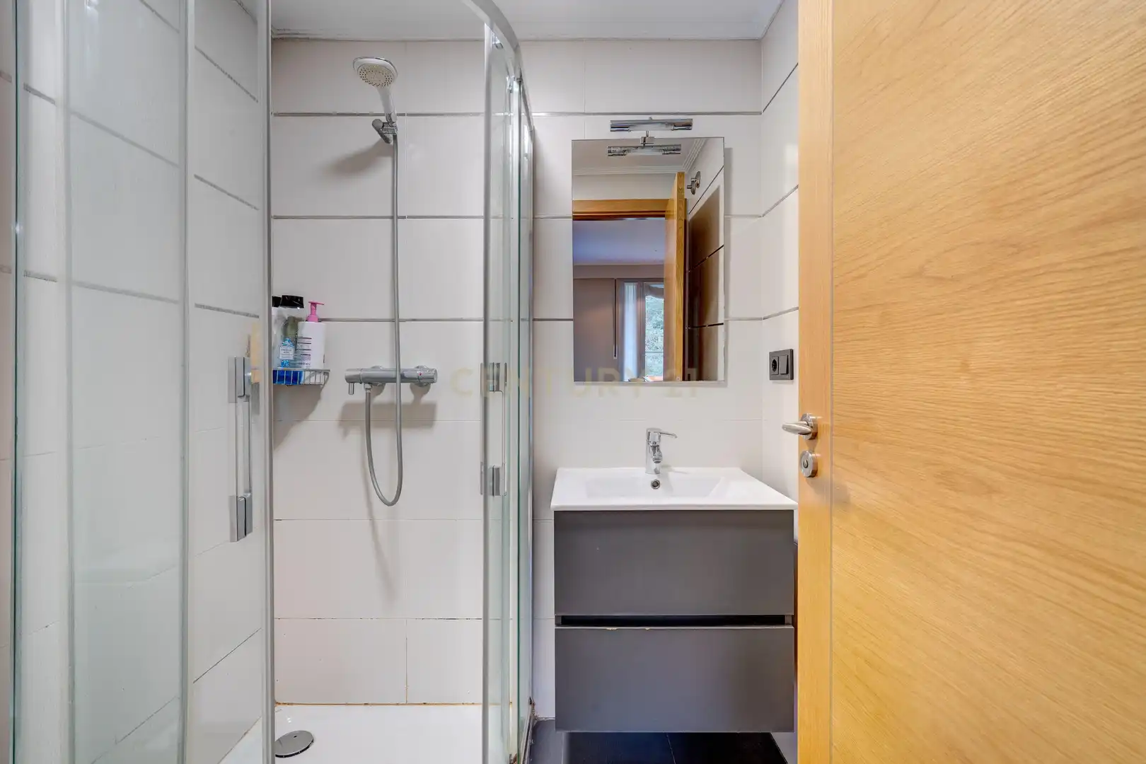 Bathroom of Flat for sale in Orio, Gipuzkoa