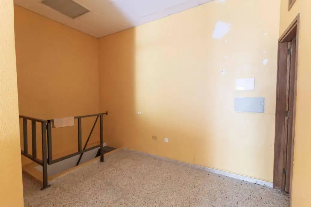 Gewerbefläche zum Verkauf in Calle Francisco de Aguilar y Aguilar, imagen 7