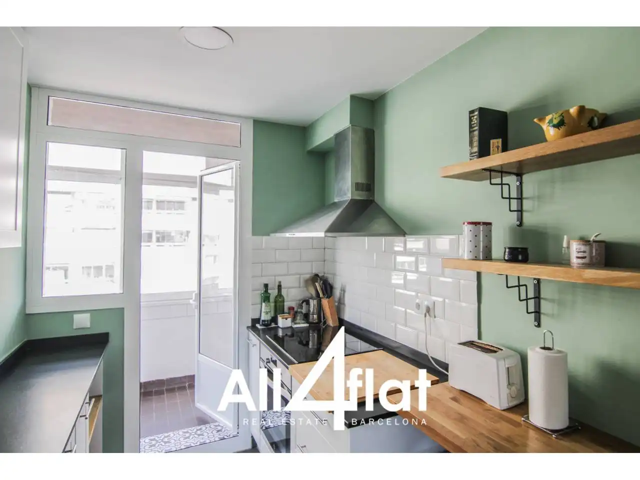 Küche von Wohnung zur Miete in Barcelona mit Heizung, Parkett und Terrasse