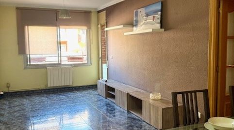 Foto 3 de Piso en venta en Font Pudenta, Montcada i Reixac