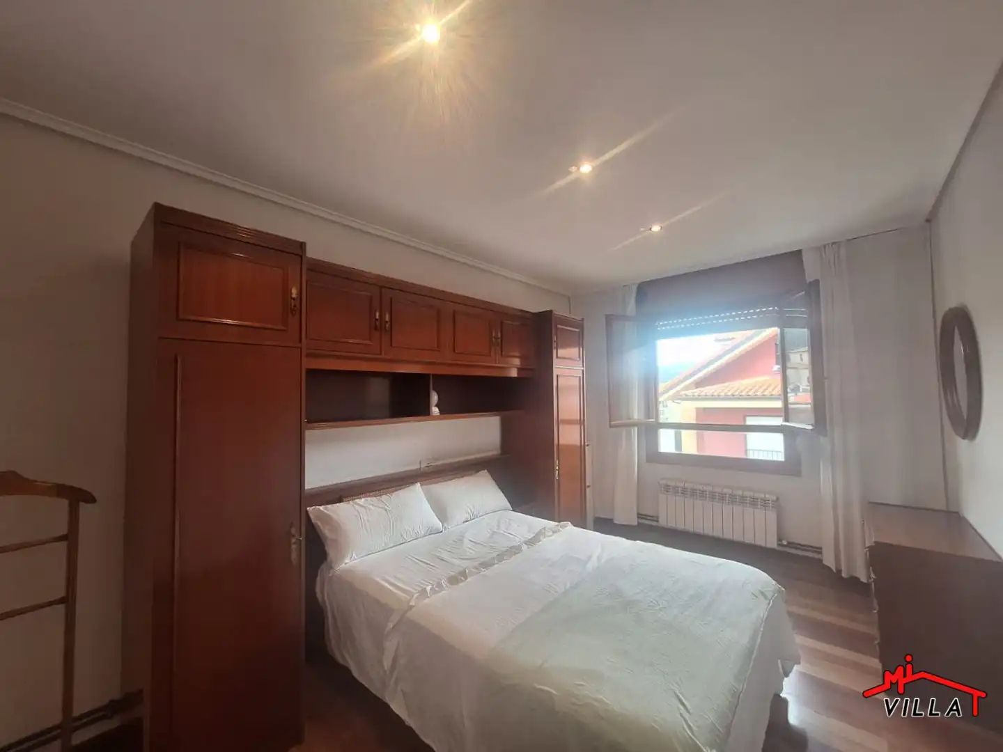 Habitación de Piso de alquiler en Ramales de la Victoria con Calefacción, Amueblado y Balcón