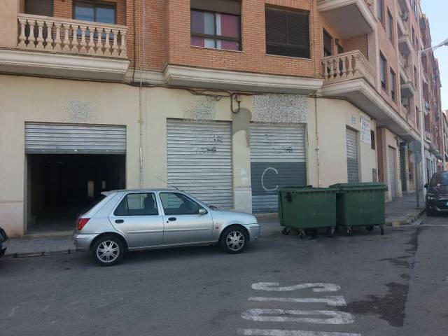 Local comercial en Alquiler en Picassent
