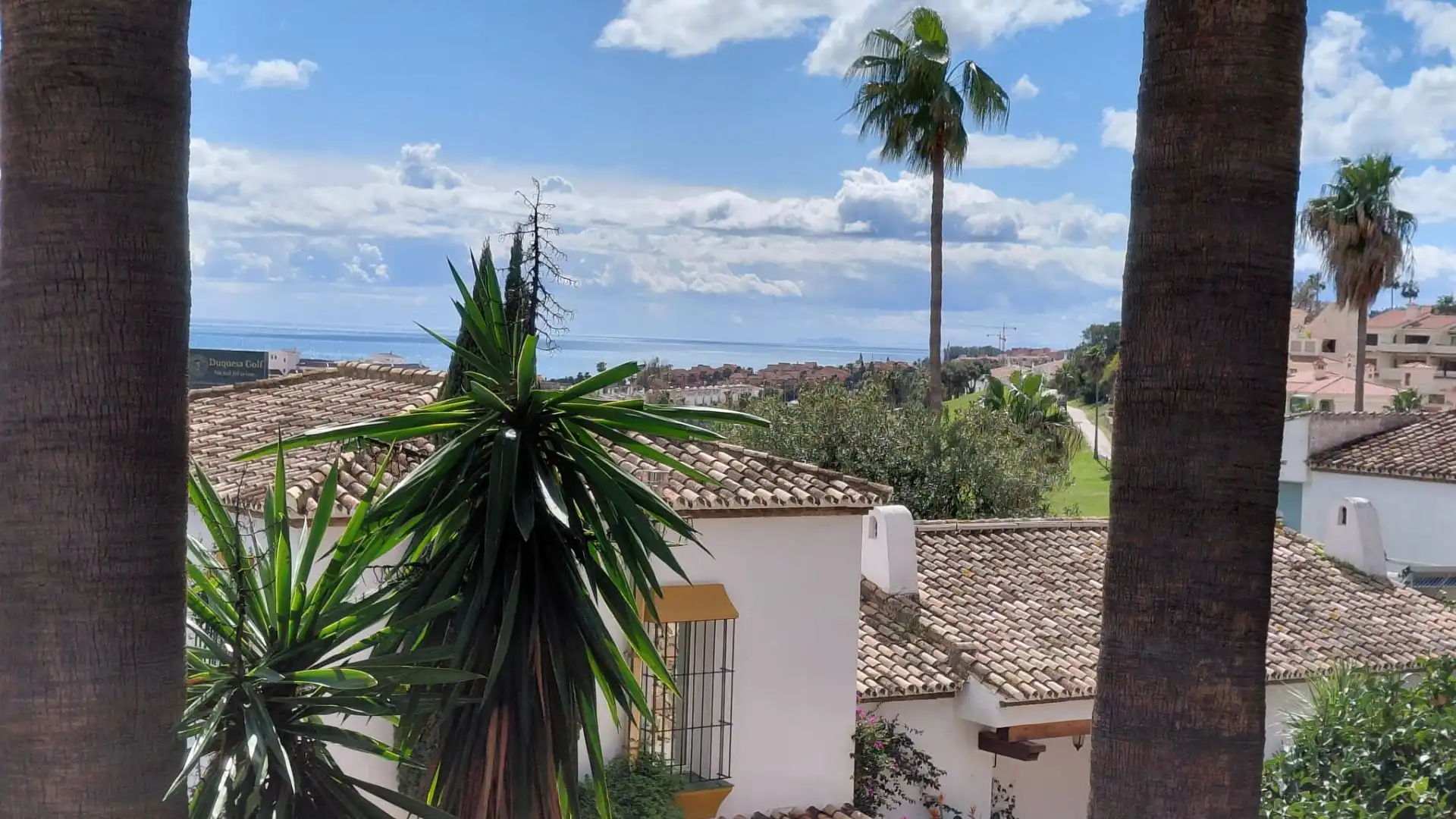 Reihenhaus mit Pool zum Verkauf in La Duquesa