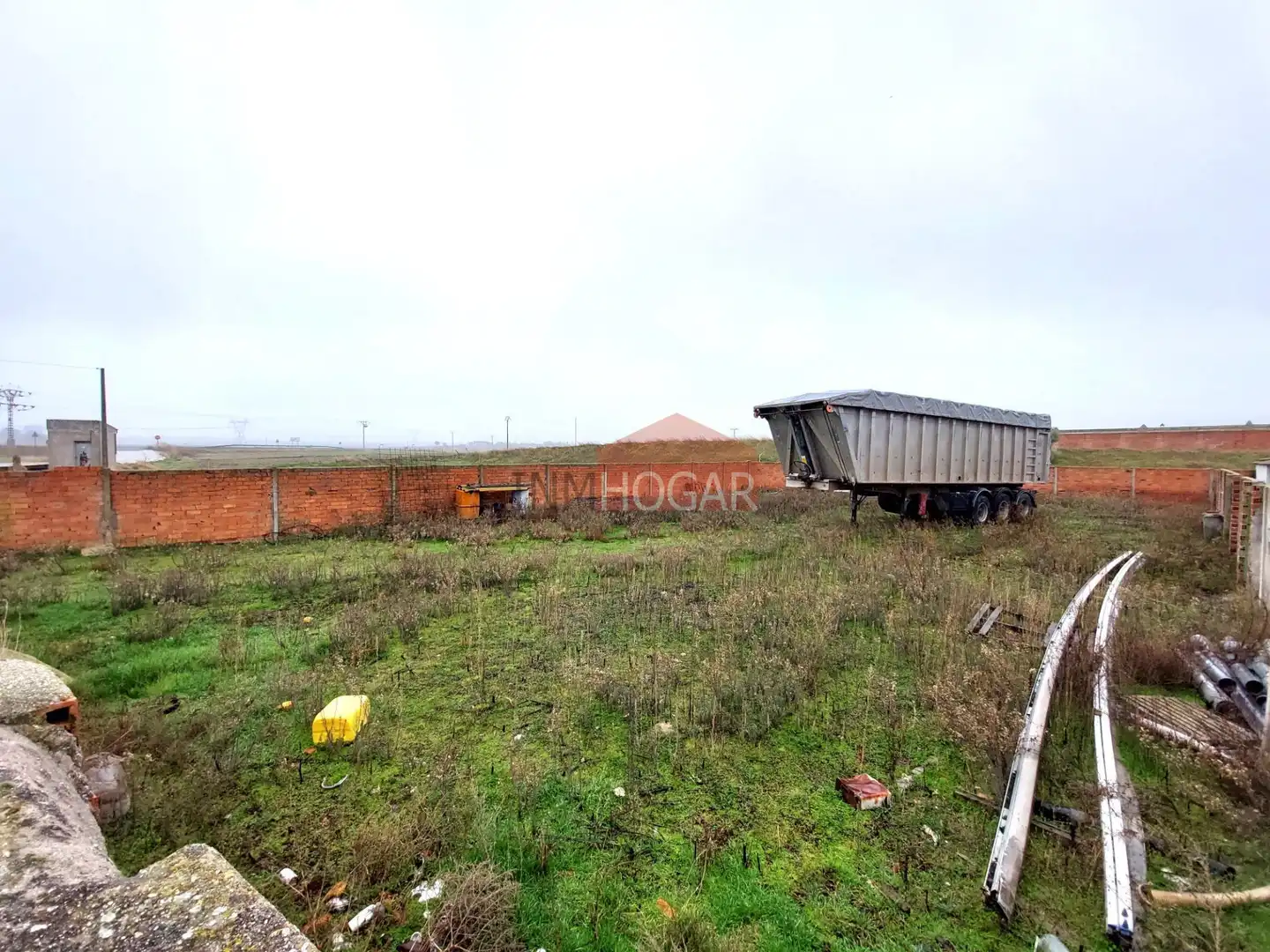 Industrial buildings for sale in Adanero