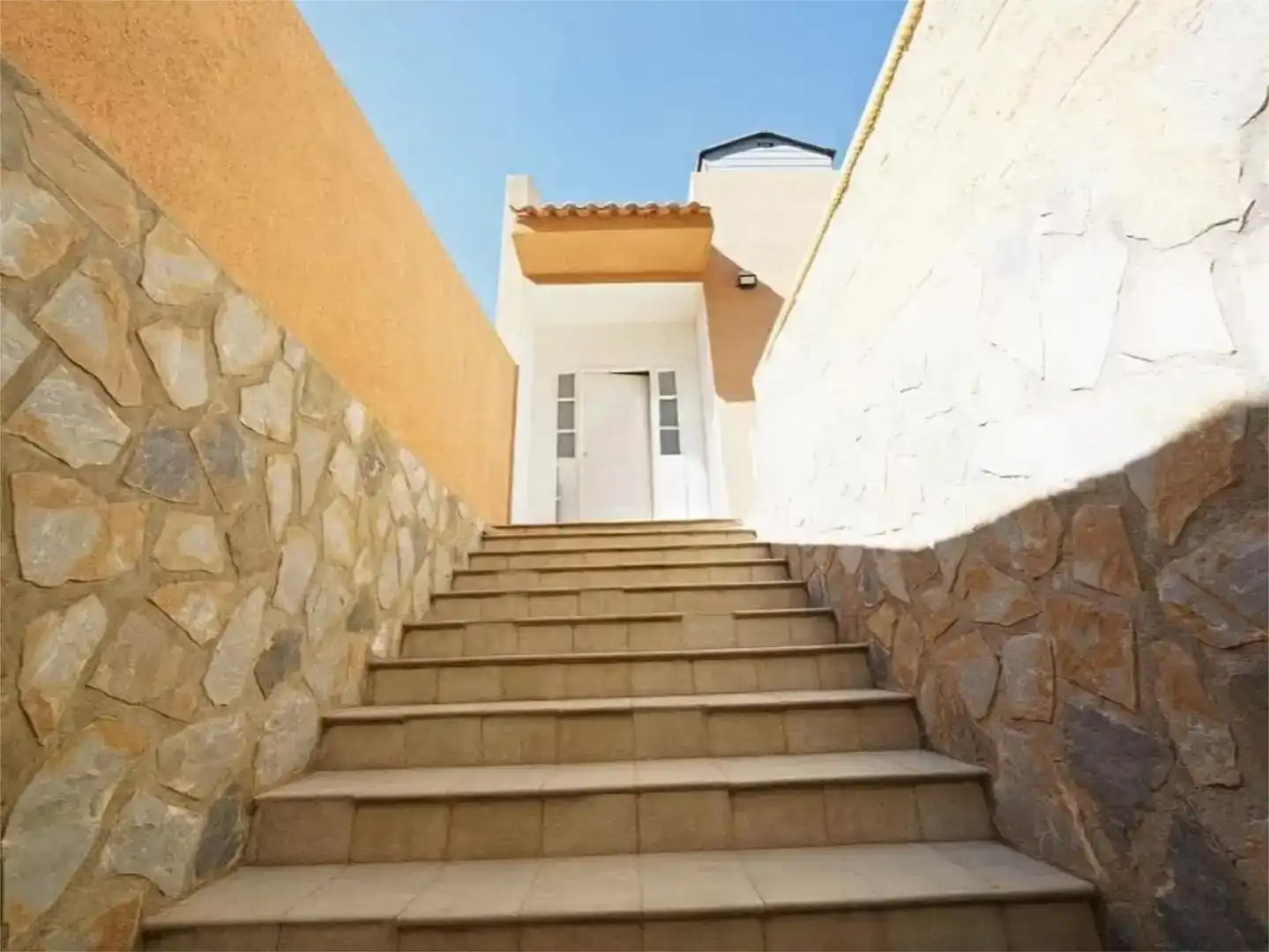 Casa o xalet en venda en El Campello amb Aire condicionat, Jardí privat i Traster