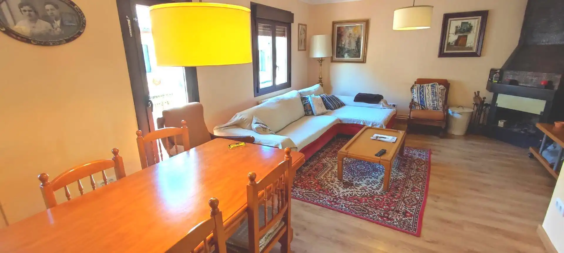 Sala d'estar de Pis en venda en La Puebla de Castro amb Calefacció, Terrassa i Traster