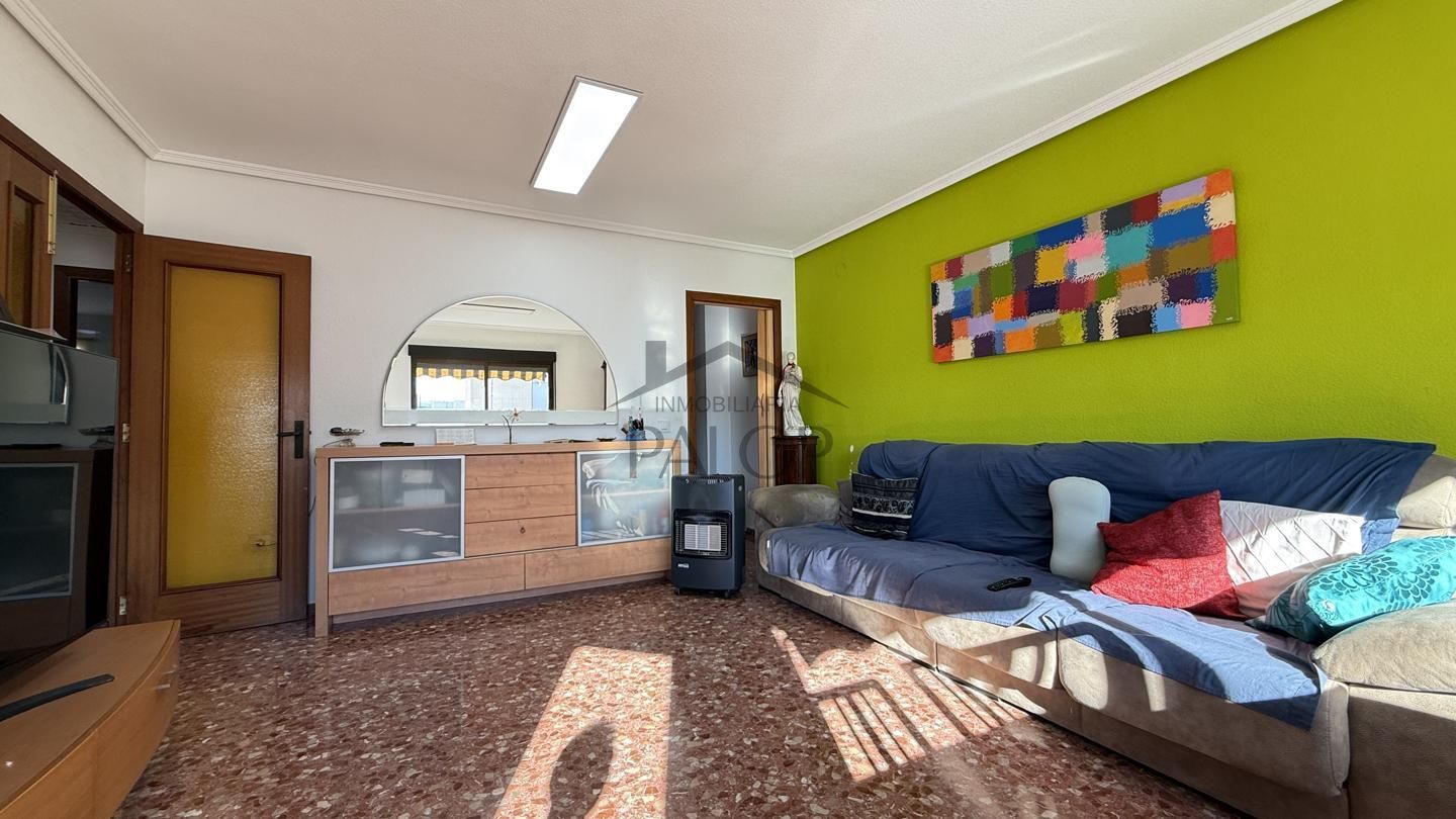 Living room of Flat for sale in Carcaixent  with Storage room and Balcony