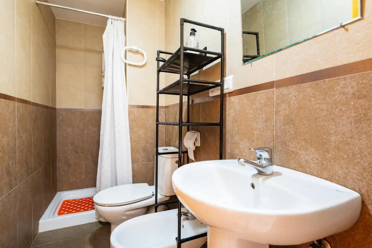 Badezimmer von Wohnung zum Verkauf in Moncofa mit Heizung, Terrasse und Möbliert