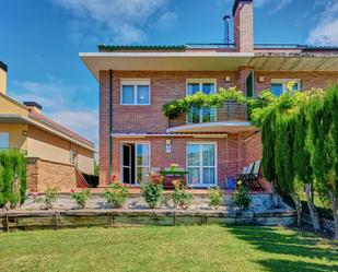 Garden of Single-family semi-detached for sale in Egüés  with Terrace and Balcony