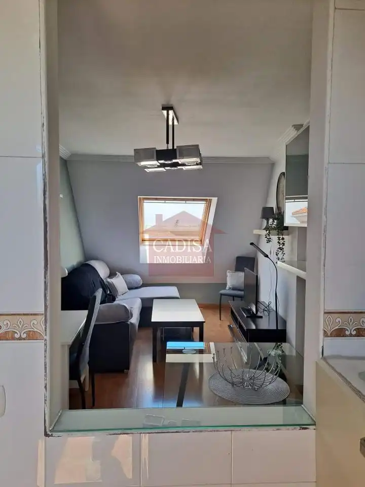 Sala de estar de Apartamento de alquiler en Villares de la Reina con Calefacción y Amueblado