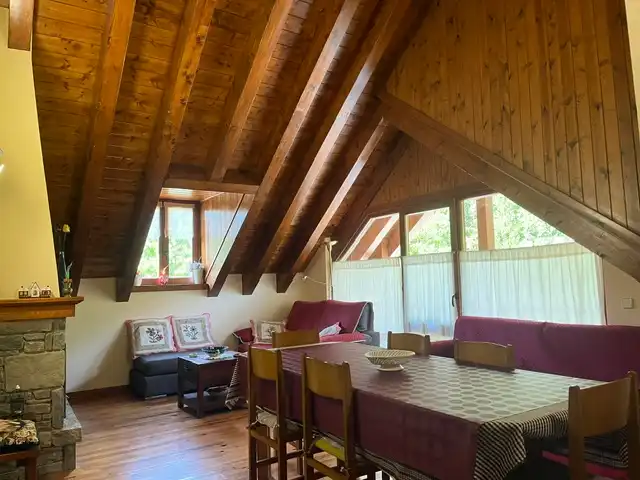 Comedor de Apartamento en venta en Esterri d'Àneu con Calefacción, Amueblado y Balcón