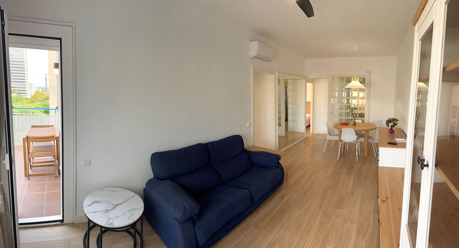 Sala d'estar de Pis de lloguer en  Barcelona Capital amb Aire condicionat, Calefacció i Parquet