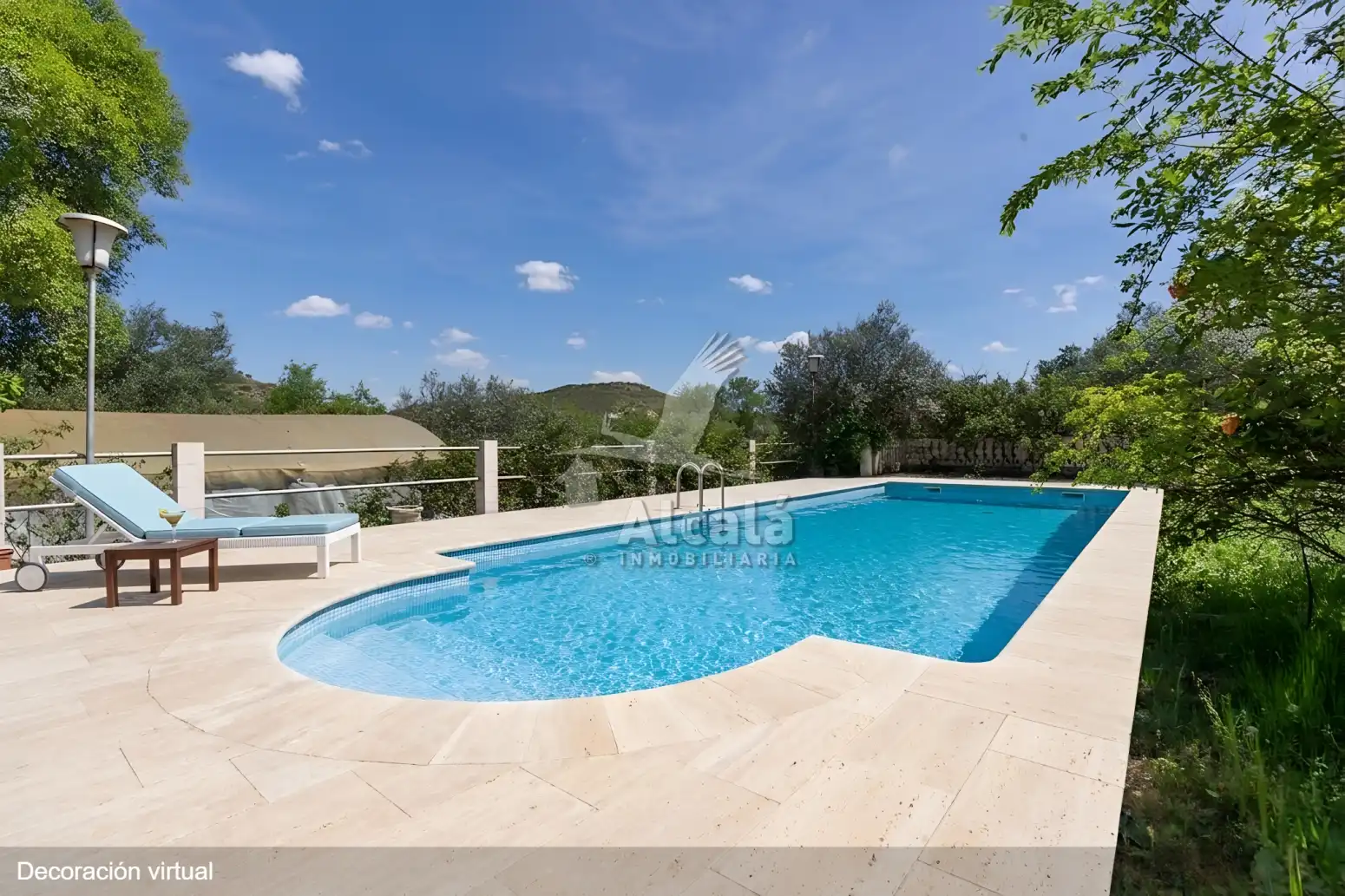 Piscina de Casa o chalet en venta en Valverde de Alcalá con Calefacción, Terraza y Trastero