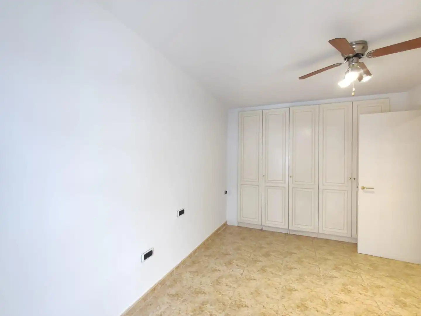 Dúplex de alquiler en Manresa con Calefacción, Terraza y Trastero