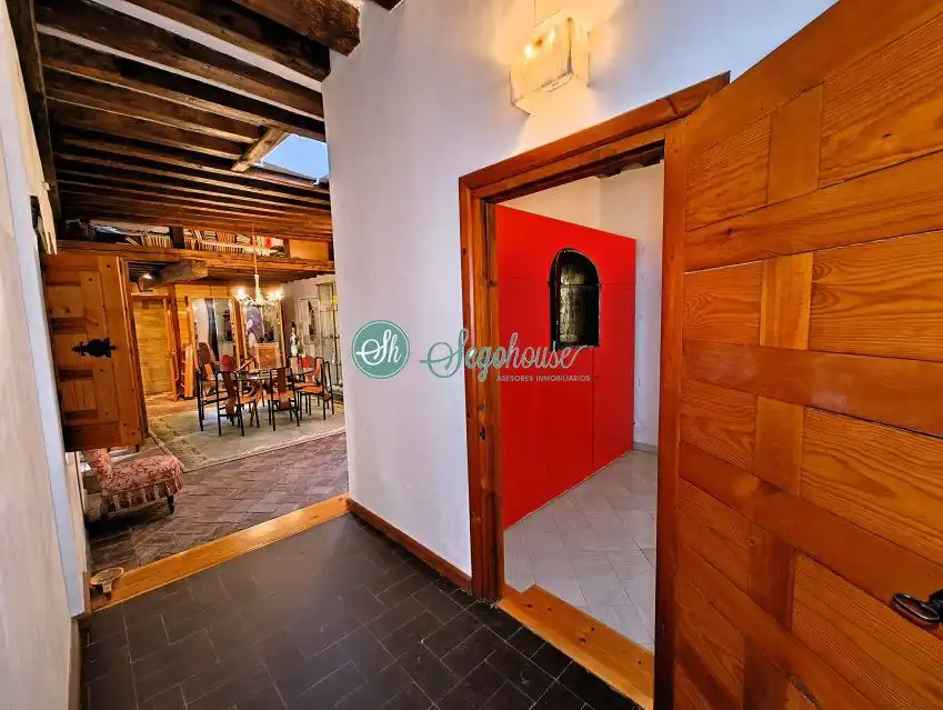 Flat for sale in Segovia  with Heating