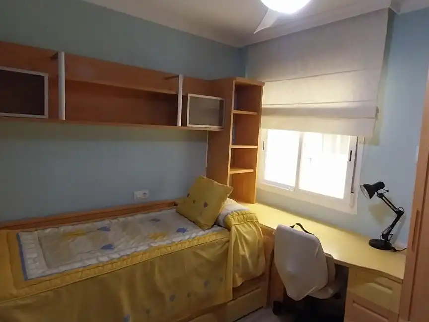 Schlafzimmer von Wohnung zur Miete in Carretera de Cádiz