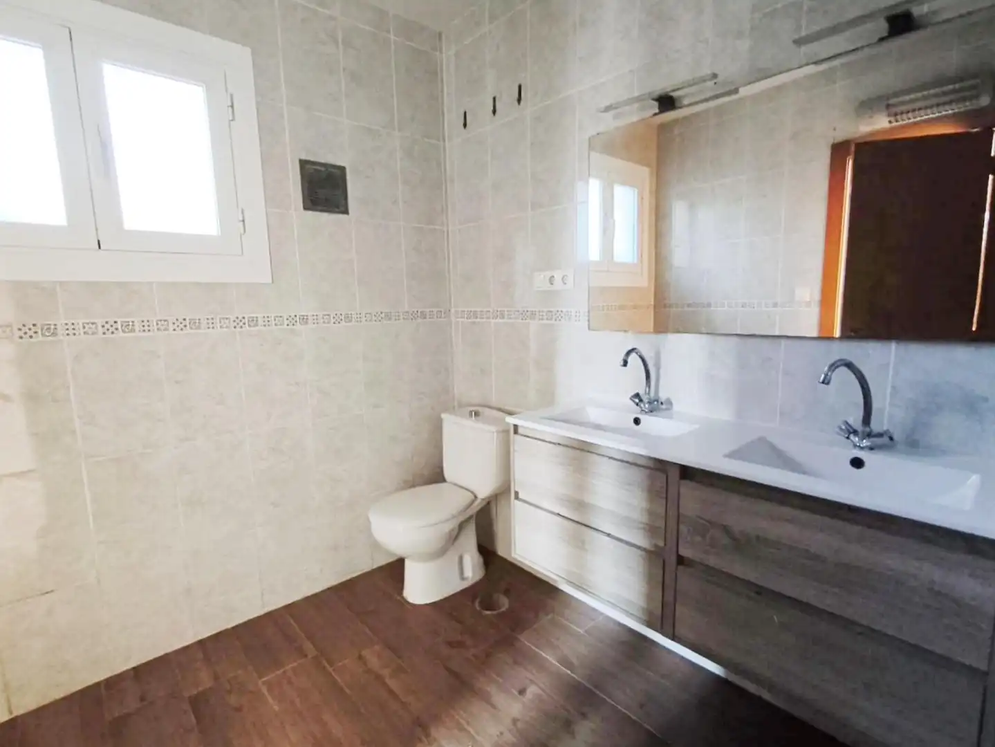 Bathroom of Houses for sale in Aigües  with Private garden