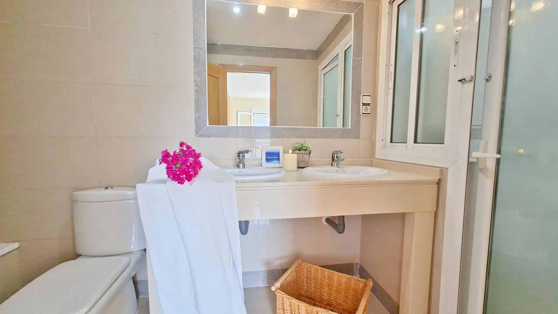Baño de Apartamento en venta en Carboneras con Jardín privado, Terraza y Alarma