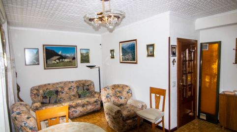 Foto 5 de Piso en venta en Apóstol Santiago, Madrid Capital