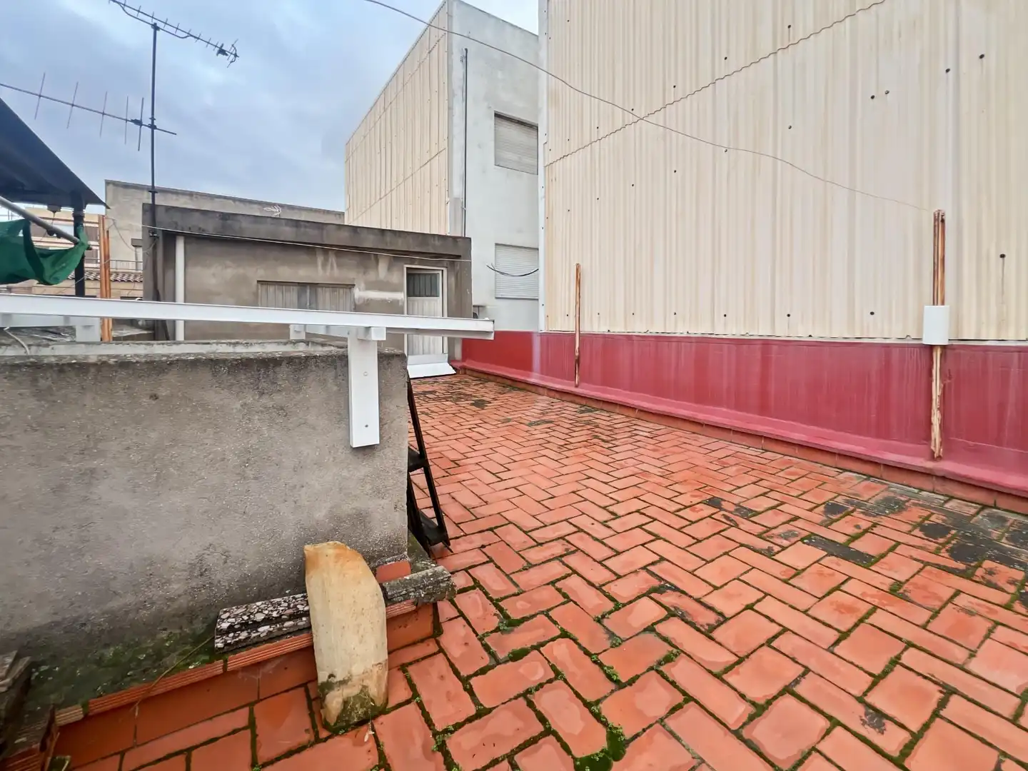 Vista exterior de Casa o xalet en venda en Almazora / Almassora amb Terrassa, Traster i Balcó