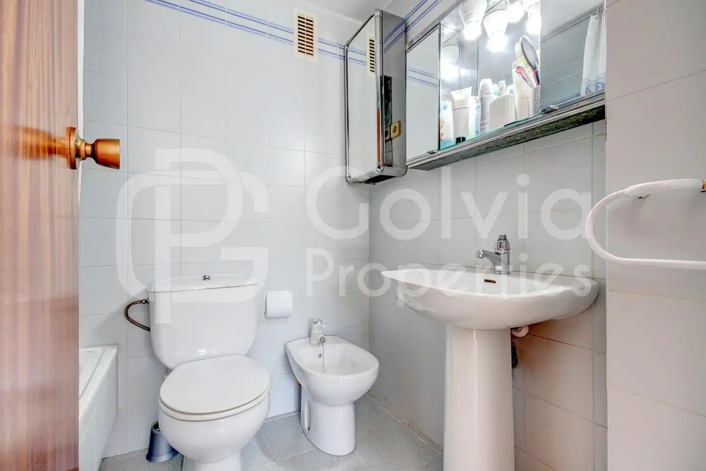 Baño de Piso en venta en Calafell con Amueblado, Balcón y Alarma