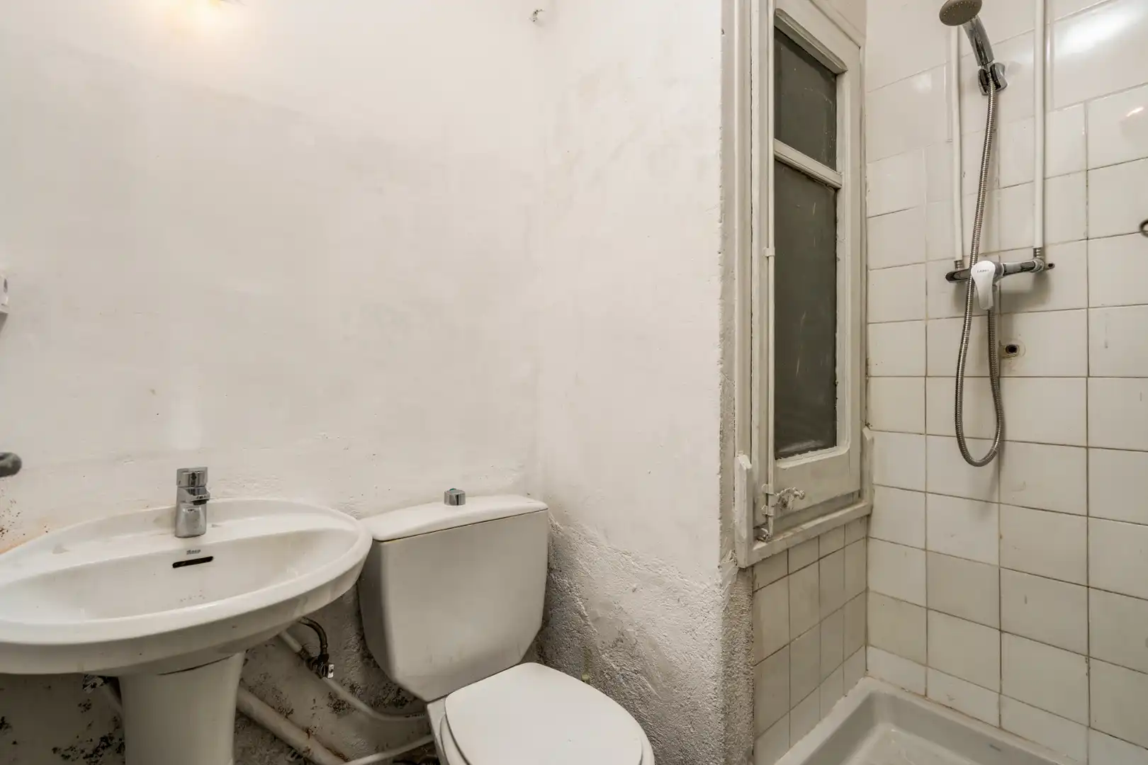 Baño de Piso en venta en Barcelona con Alarma