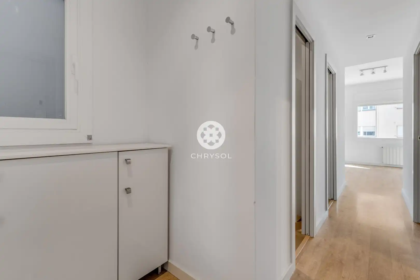 Wohnung zum Verkauf in Barcelona mit Klimaanlage, Heizung und Parkett