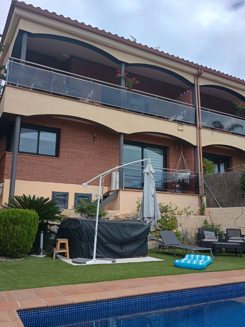 Terraza de Casa adosada en venta en Sant Pol de Mar con Aire acondicionado, Calefacción y Jardín privado