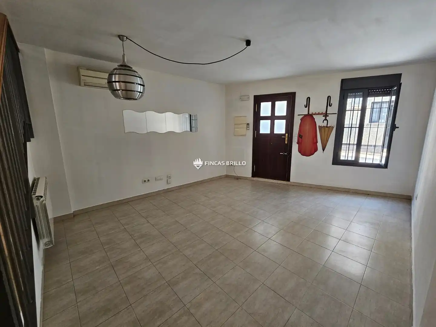 Sala d'estar de Casa adosada en venda en Cáceres amb Aire condicionat, Calefacció i Terrassa