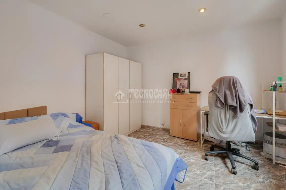 Habitación de Piso en venta en Ripollet