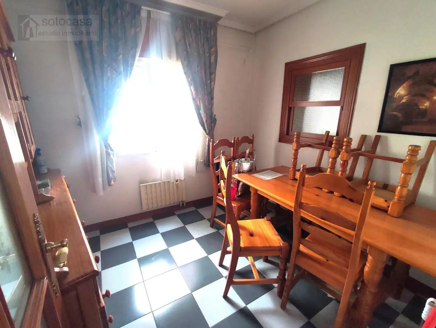 Comedor de Piso en venta en Valladolid con Calefacción, Terraza y Amueblado