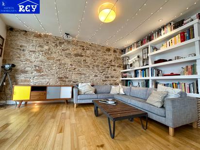 Living room of Flat for sale in Santiago de Compostela   with Heating, Oven and Washing machine