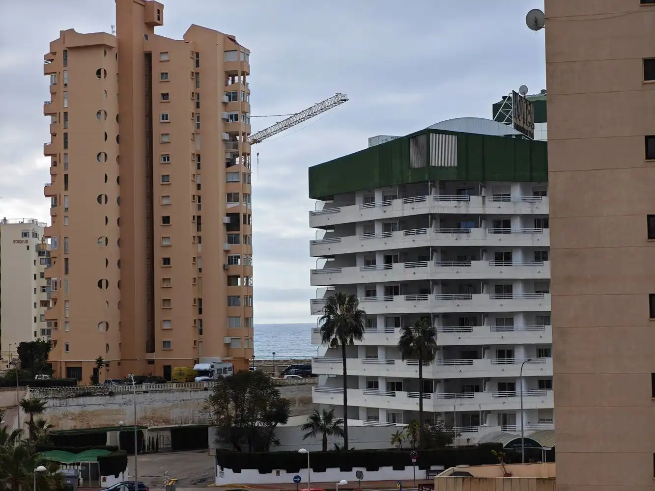 Vista exterior de Apartamento en venta en Calpe / Calp con Aire acondicionado, Calefacción y Jardín privado